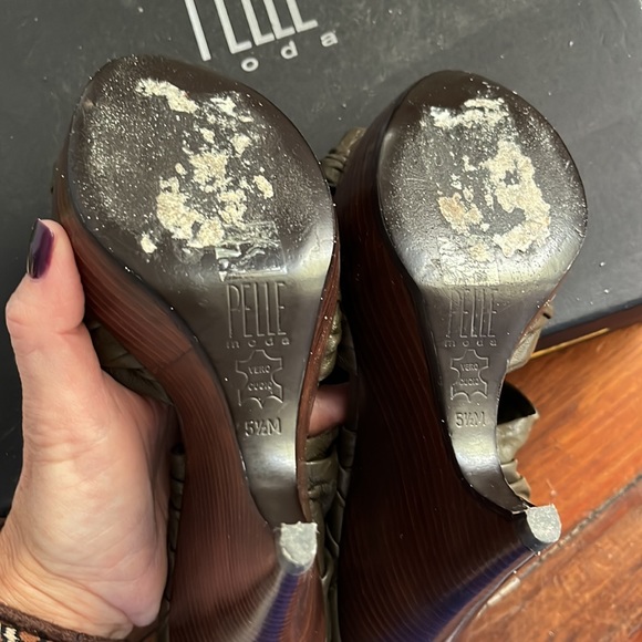 Pelle Moda Griffin Army Sheep Nappa criss cross wedge sandals size 6.5M - Picture 7 of 8